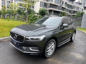 2020年4月上牌沃尔沃XC60 T5四驱智逸豪华版，指导价39.09+税，公里数3万，报价22万