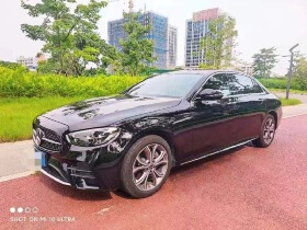 2022年奔驰E300，私家一手车，车况漂亮，原漆，才跑7千公里，可遇不可求，喜欢的抓紧全款40万，首付3万起